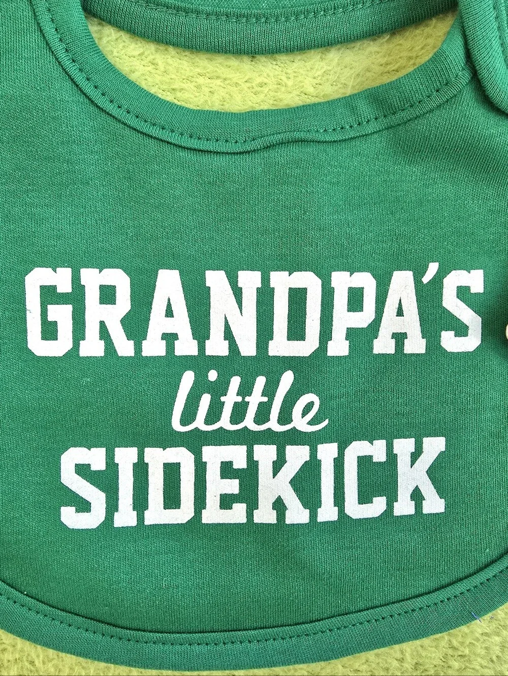 NWT  Baby BOYS - GREEN Bib & White Text - 